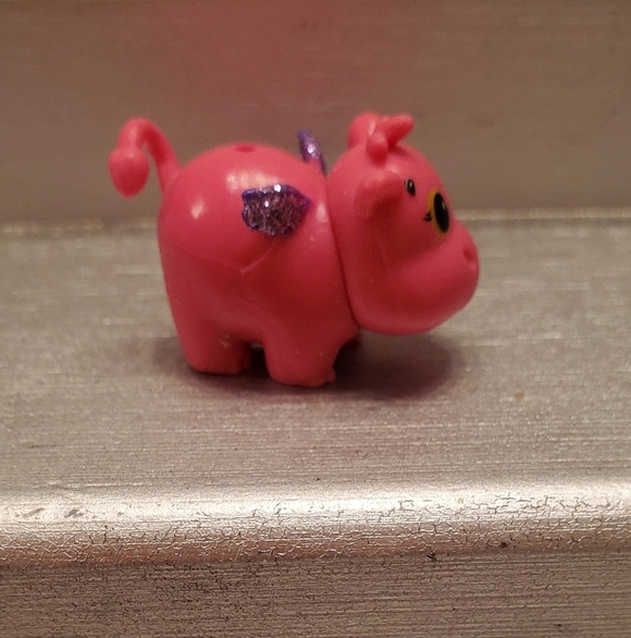 Ultra Rare Season 1 of Hatchimals CollEGGtibles River Pink Hiphatch Purple  Wing - Picture 2 of 4